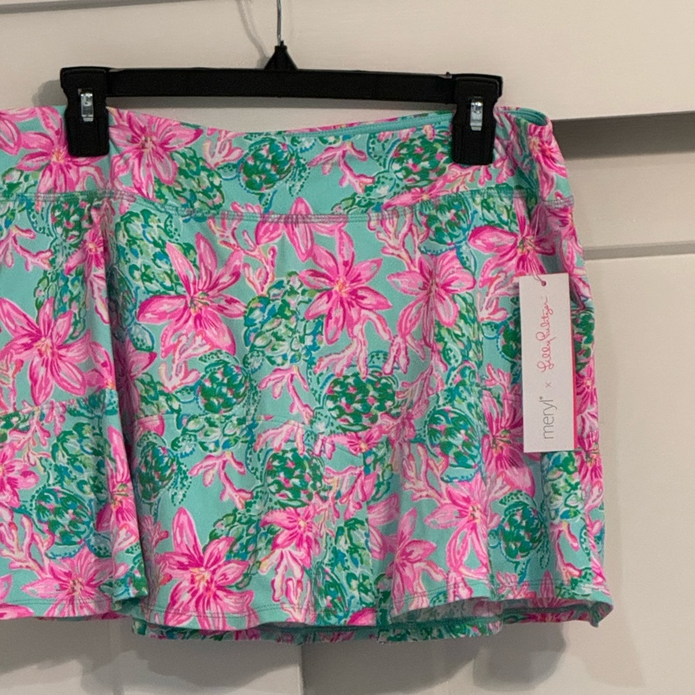 Lilly Pulitzer Corrine skort in Surf Blue So Shellegant print.  NWT .  Sz L.